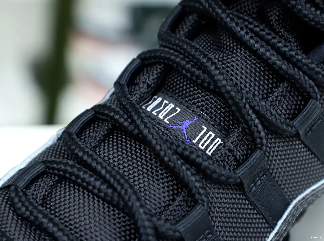 AIR NIKE 11 JORDAN 0421